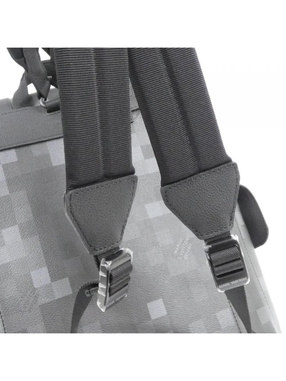 Louis Vuitton Damoflage Black Christopher MM Backpack - Picture 6 of 7